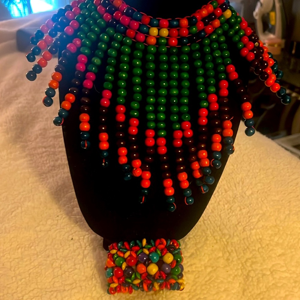 Queen Bead Necklace set.  Bracelet and necklace fit for royalty.